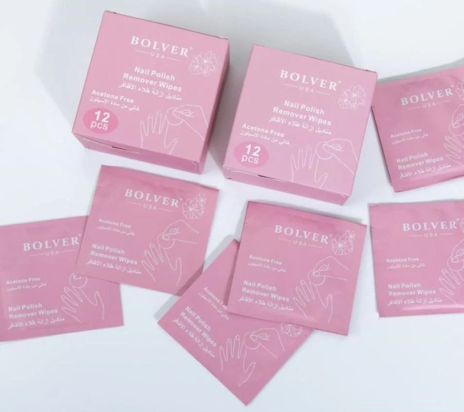 مناديل إزالة طلاء الأظافر