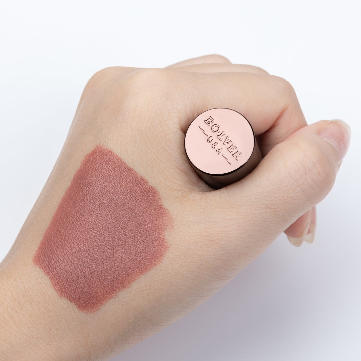 أحمر شفاة مطفي 101